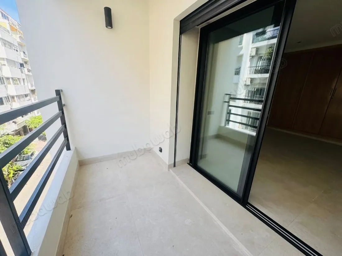 Superbe appartement à louer à Racine. 1 Pièce. Parking et te... - الدار البيضاء (2)