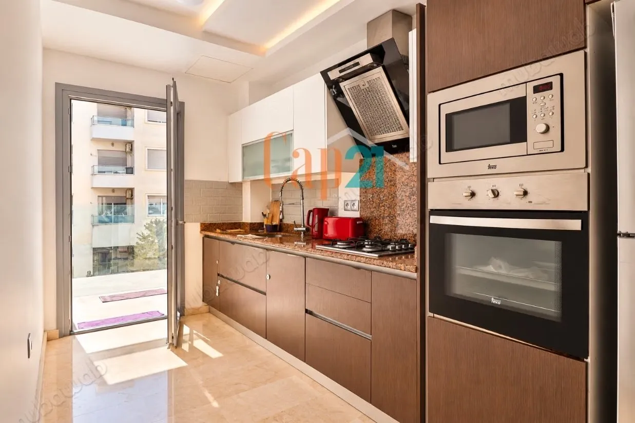 Belle Appartement meublé a loue ibia - طنجة (2)