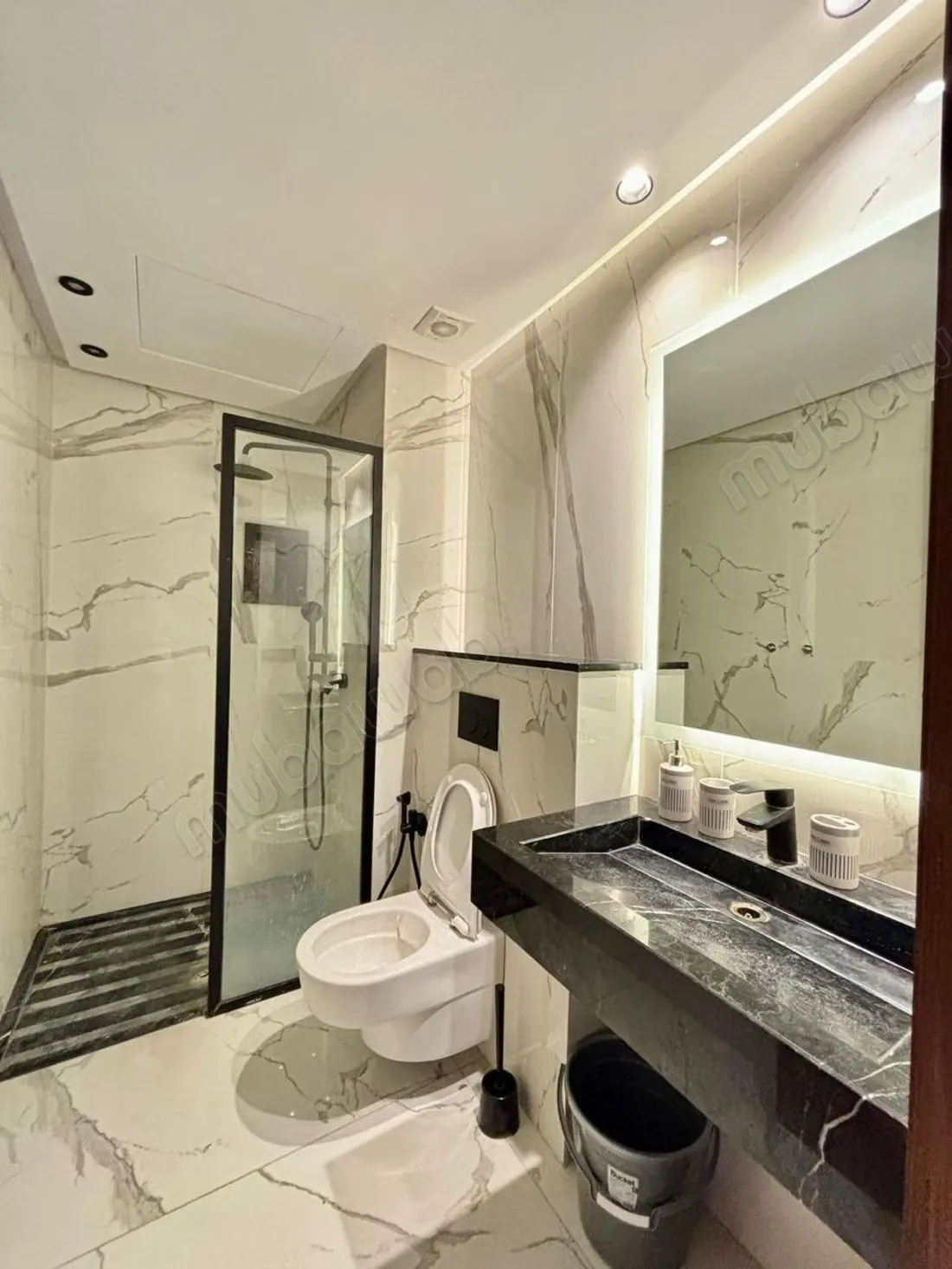 Joli Appartement meublé á oasis Rte Jadida - الدار البيضاء