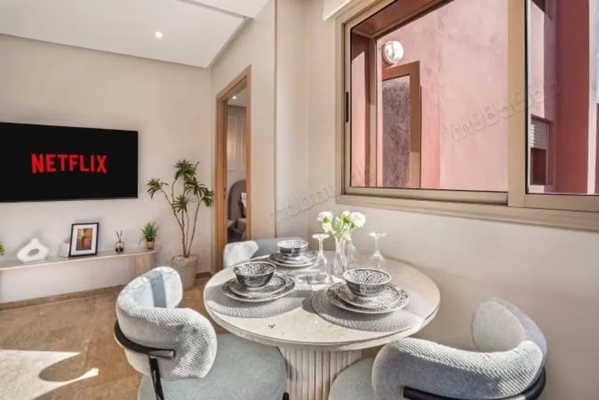 À louer – Appartement meublé avec grande terrasse à Guéliz - مراكش (2)