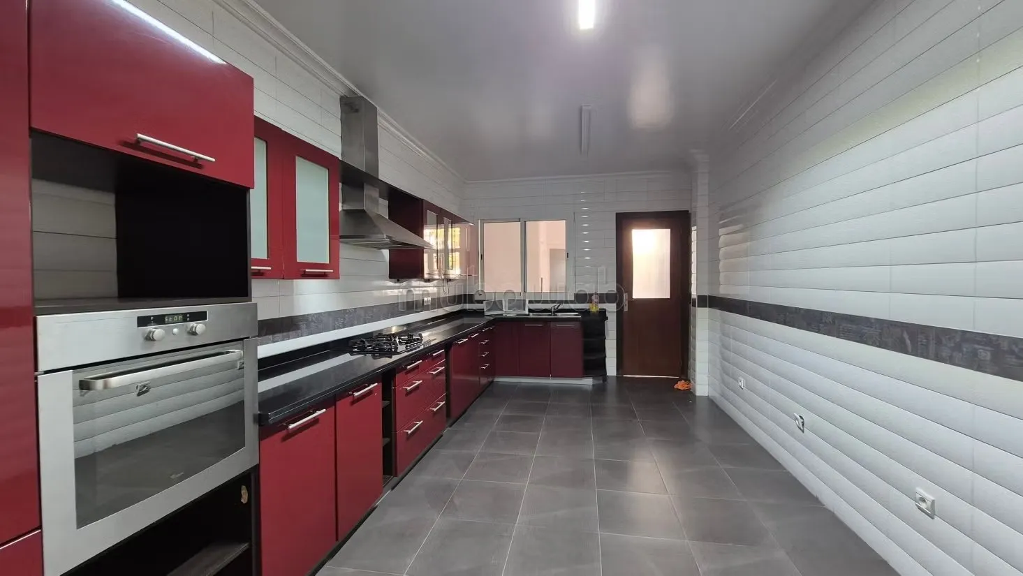 A louer Appt Usage Bureau RDC 200m2 3ch Gauthier - الدار البيضاء (2)