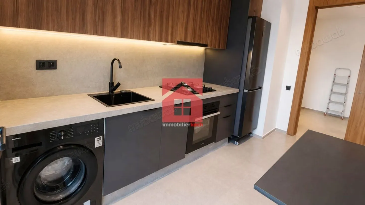 Chic et New Appartement avec grand balcon - مراكش (2)