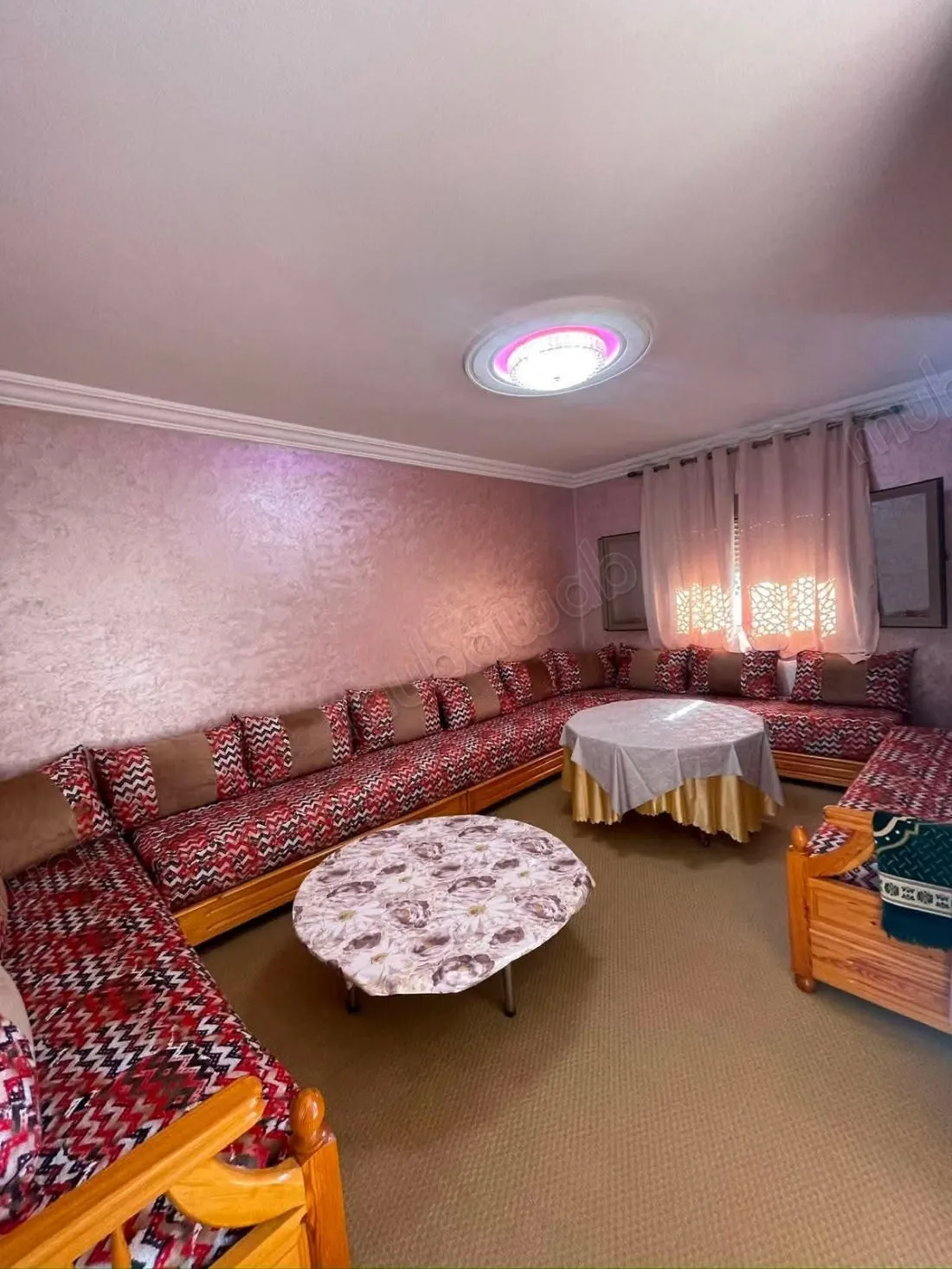 Appartements à louer à Miftah al-Khayr. Superficie totale de... - أسفي (3)