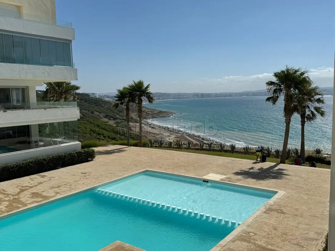 Luxe appartement meublé à louer avec vue sur mer - طنجة