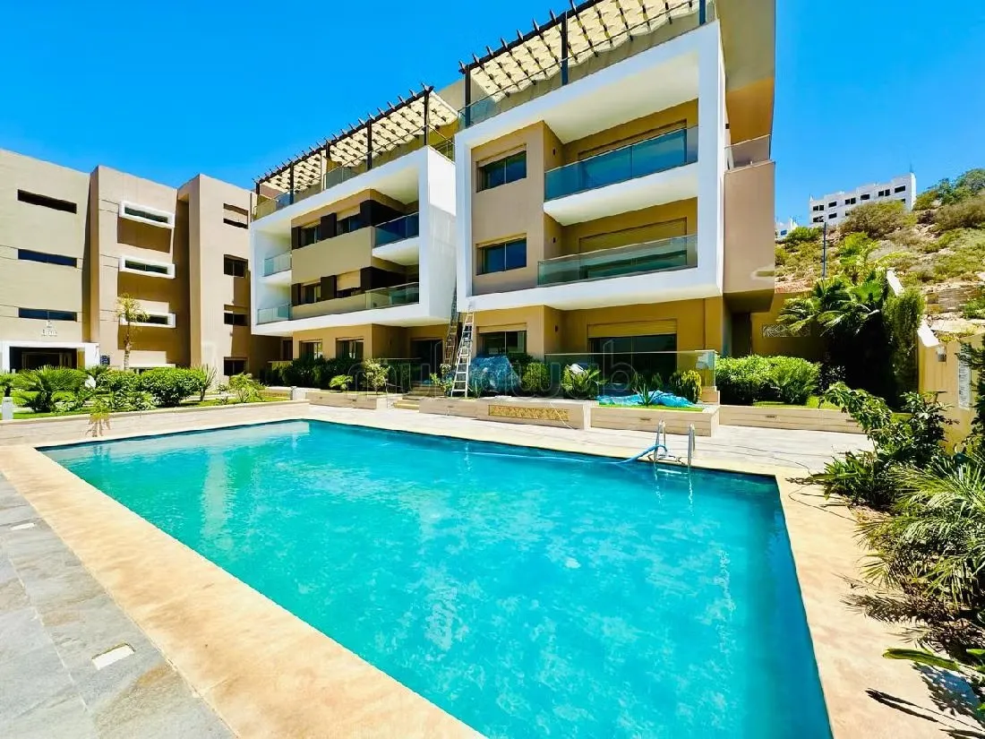 Superbe Appartement avec piscine 5 min a la plage - تغازوت