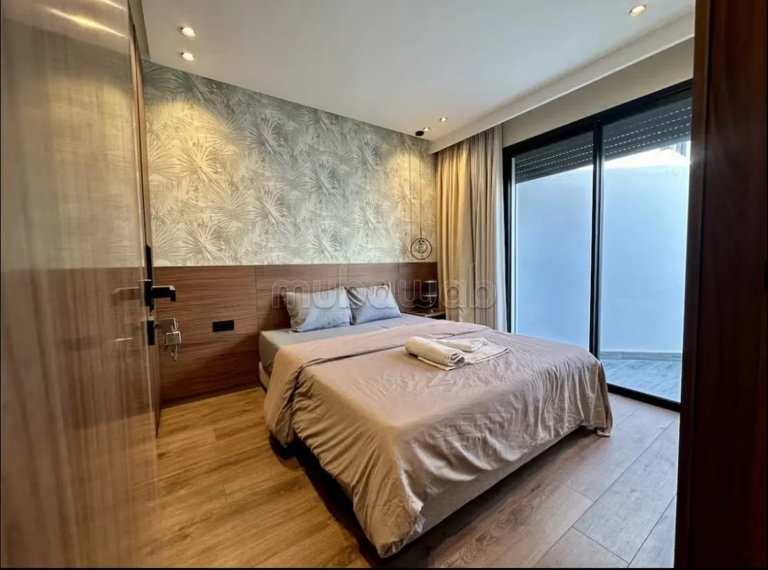 Location d'un appartement à Oasis. 1 belle chambre. Places d... - الدار البيضاء (3)