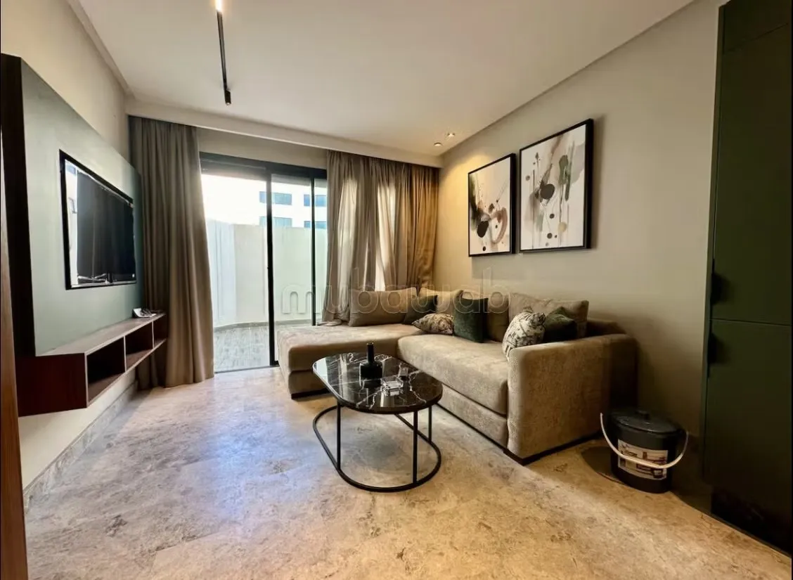 Location d'un appartement à Oasis. 1 belle chambre. Places d... - الدار البيضاء (2)