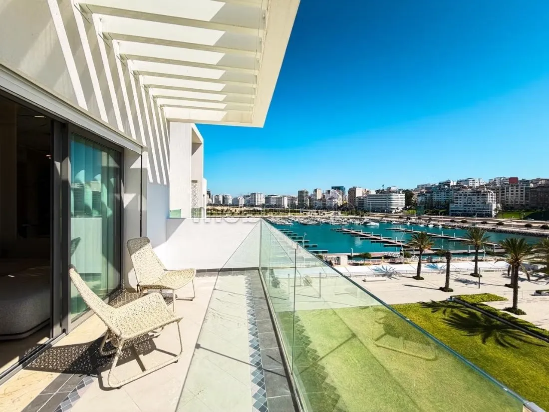 Apprt a Marina de haut standing COURT DUREE - طنجة