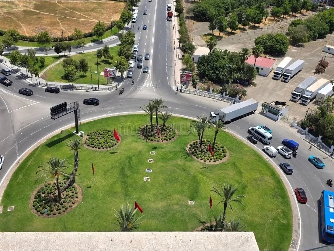 Location saisonnière à De La Plage.
Superficie 76 m².
Ascens... - طنجة
