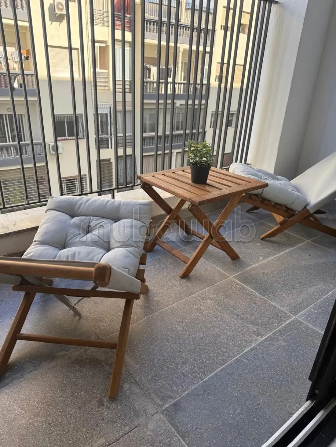 Studio meublé 47 m² à louer à Abdelmoumen, Balcon, parking... - الدار البيضاء (2)