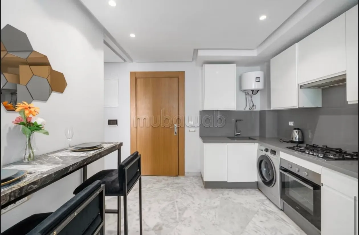 Appartements à louer à Maârif. Surface de 60 m². Avec ascens... - الدار البيضاء (2)