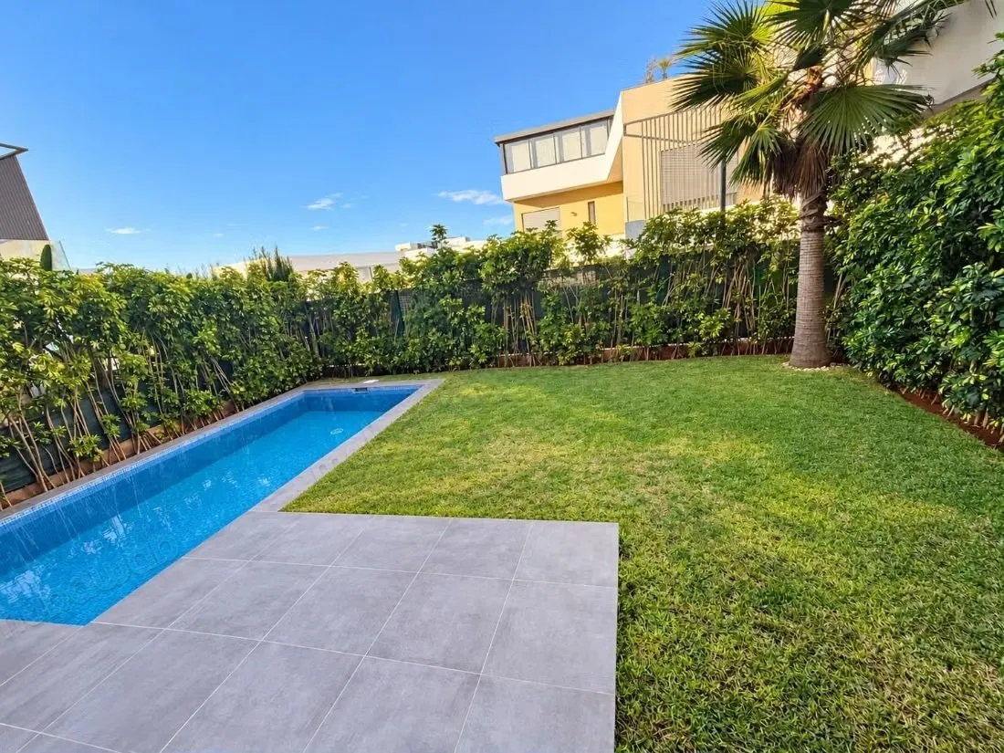 Darbouazza villa a vendre
Surface totale 300 m². Vue sur la... - دار بوعزة (2)