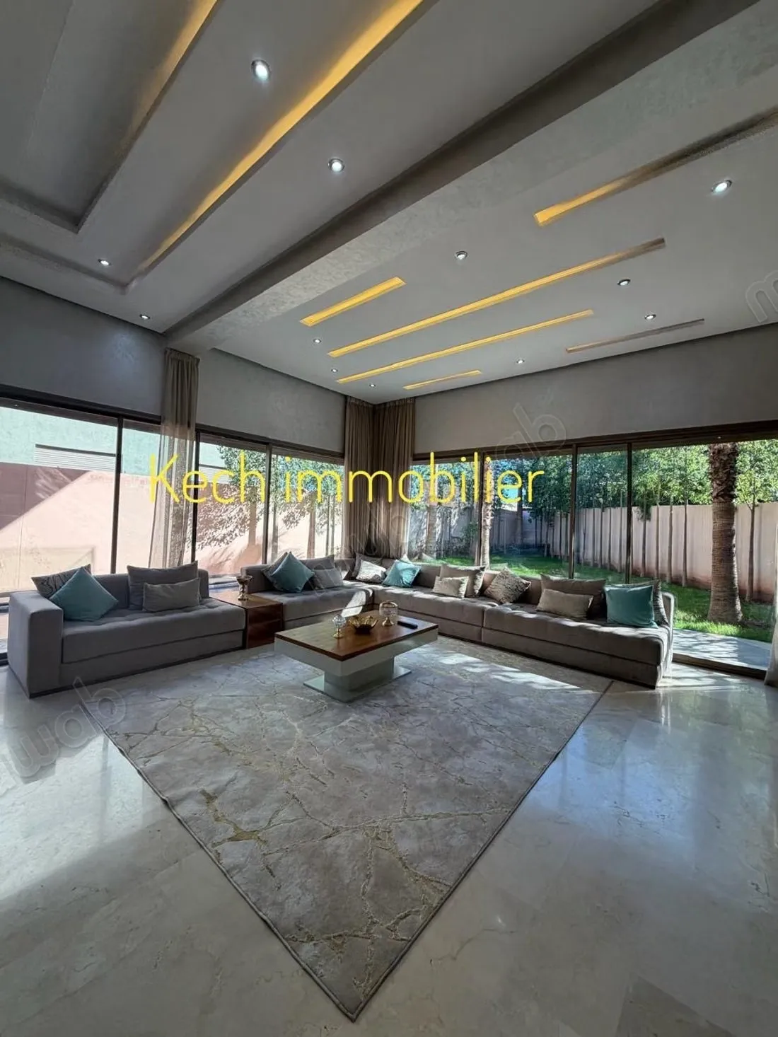 Maison de luxe à vendre à Hay Targa. 
4 pièces confortables... - مراكش