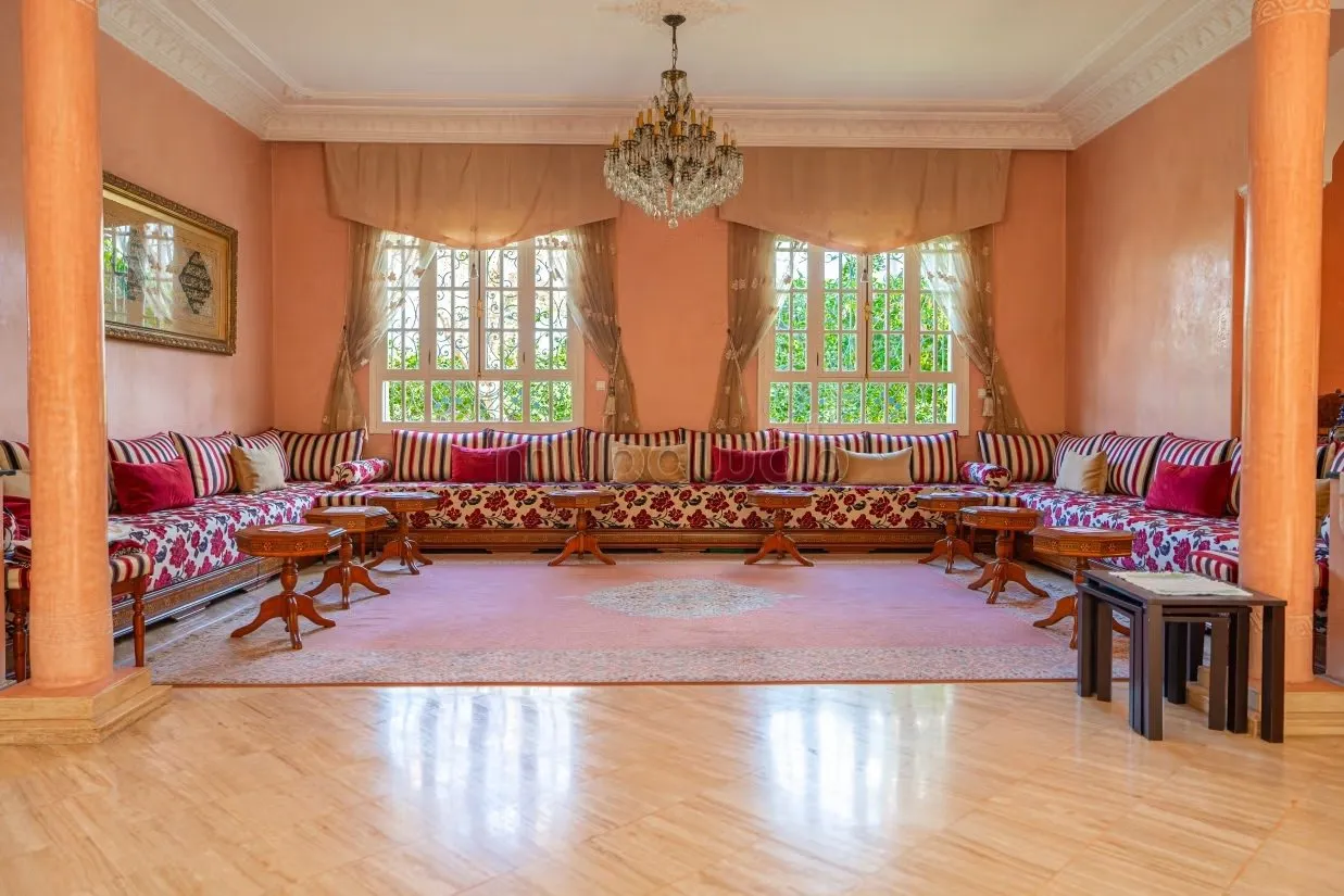 Villa à vendre 714 m² de terrain et 524 m² de bâti - الدار البيضاء (3)