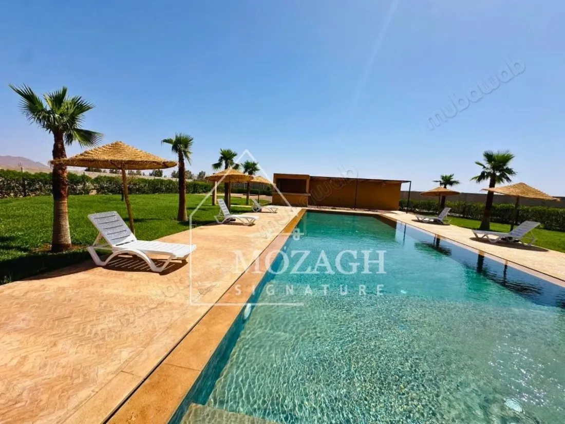 Spacieuse villa moderne et rare avec piscine privé - Bourrous (3)