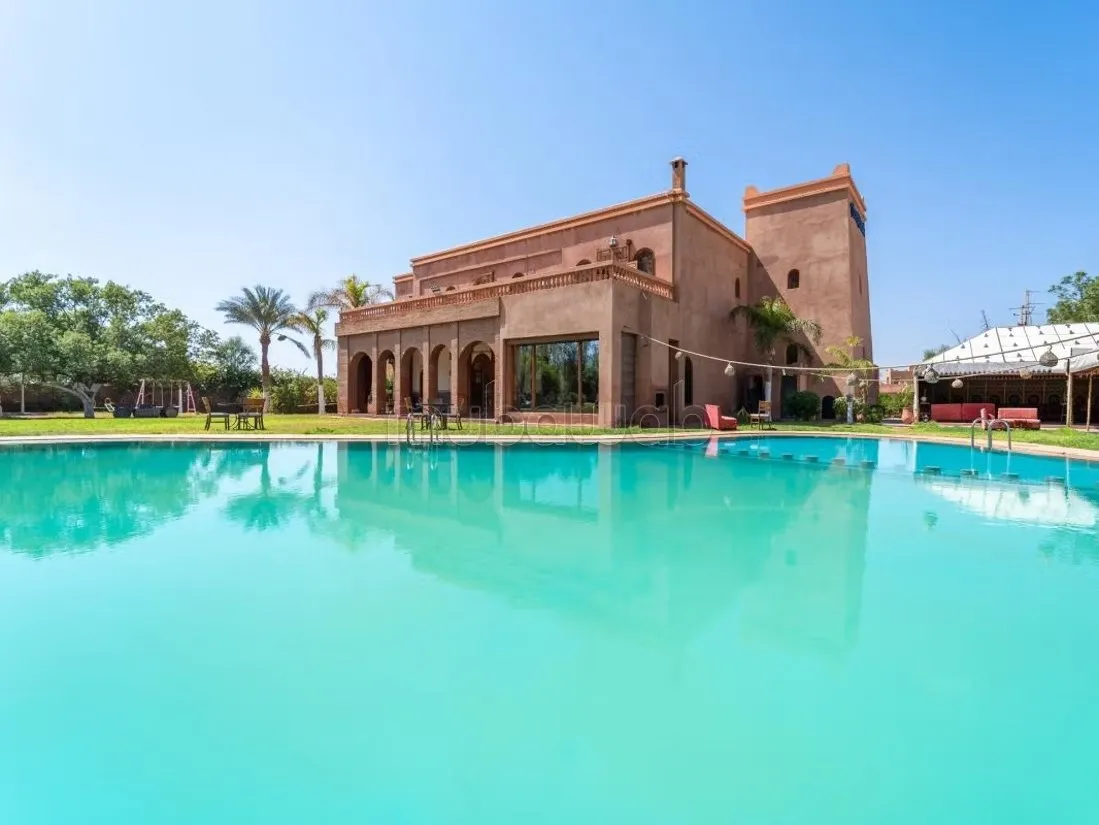 Magnifique villa à vendre à Marrakech. 
12 belles chambres... - مراكش (2)