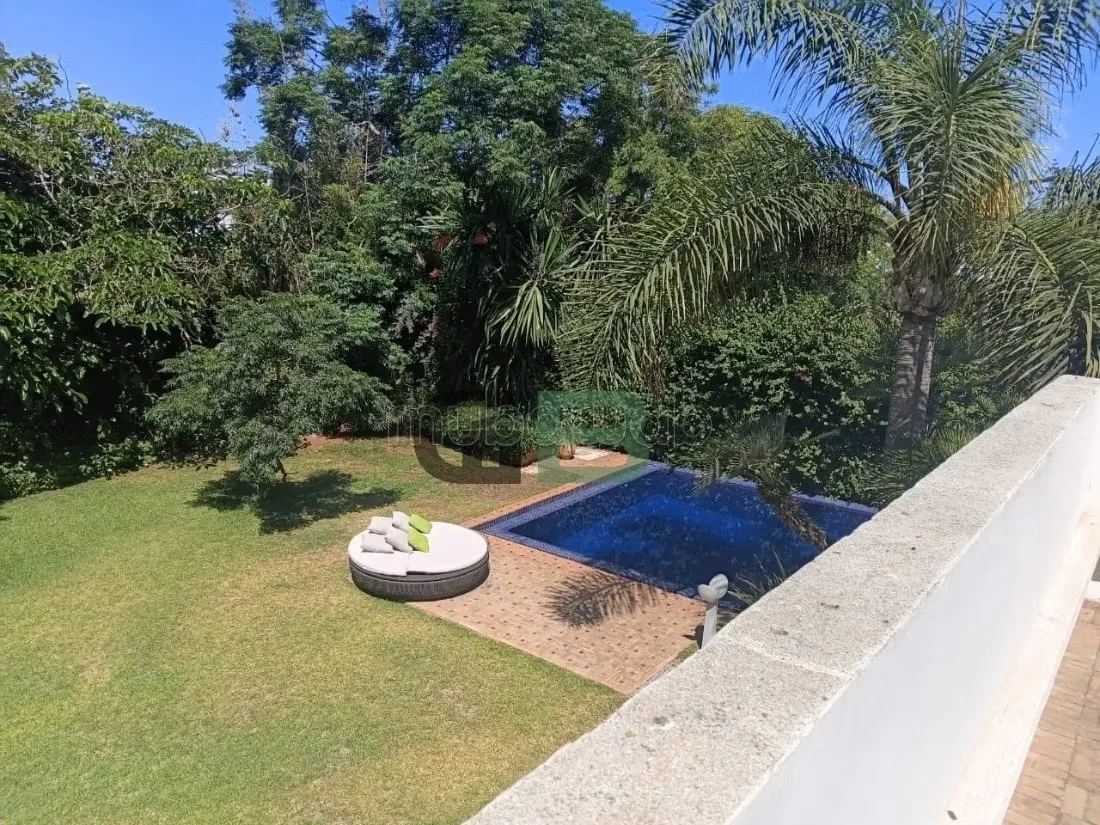 Villa 1540m² à rénover 5 salons, piscine, Anfa - الدار البيضاء