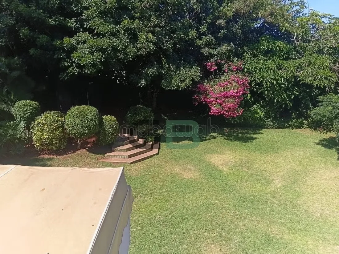 Villa 1540m² à rénover 5 salons, piscine, Anfa - الدار البيضاء (2)