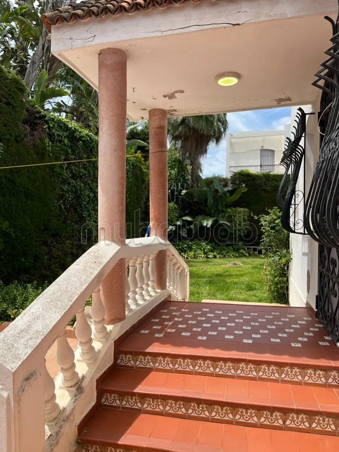 Villa a hay riad - الرباط (2)