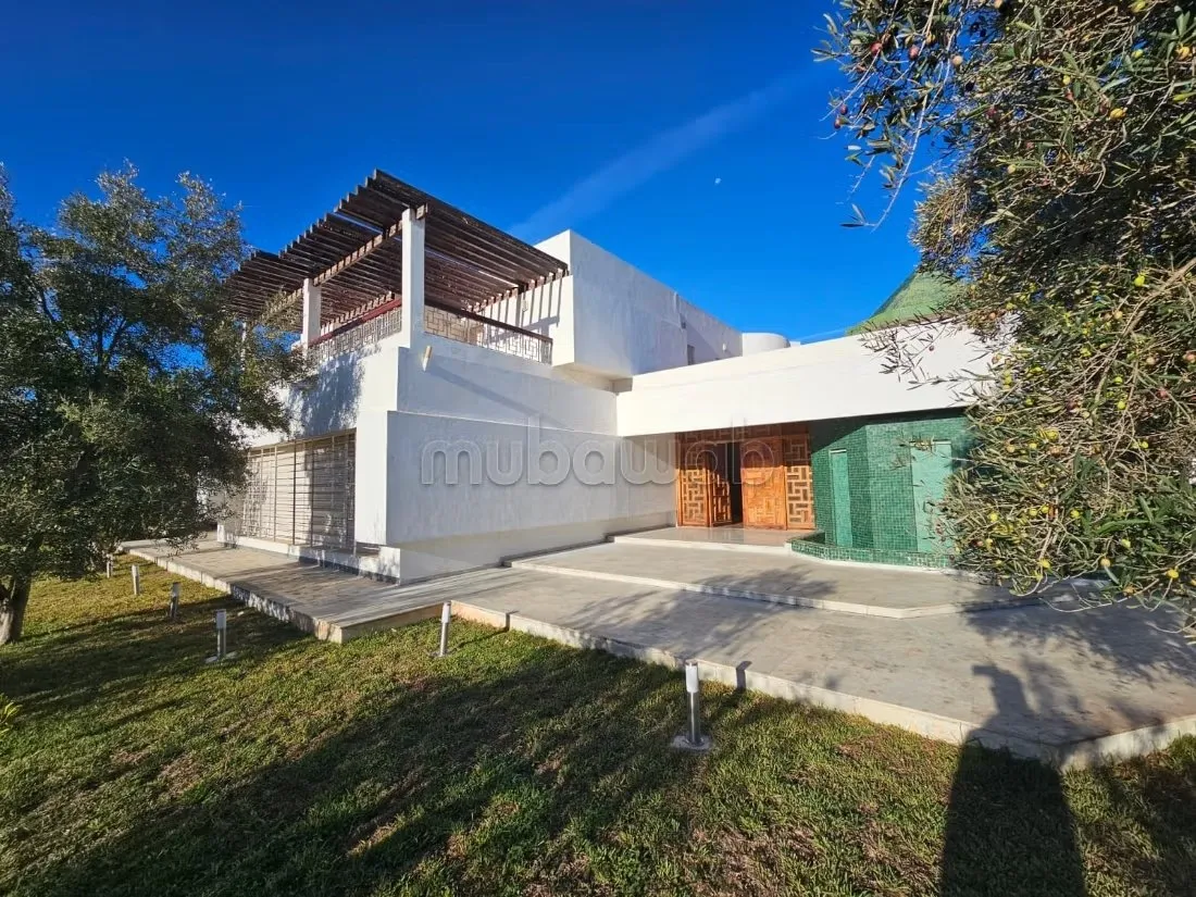 Belle villa à bon prix à souissi - الرباط