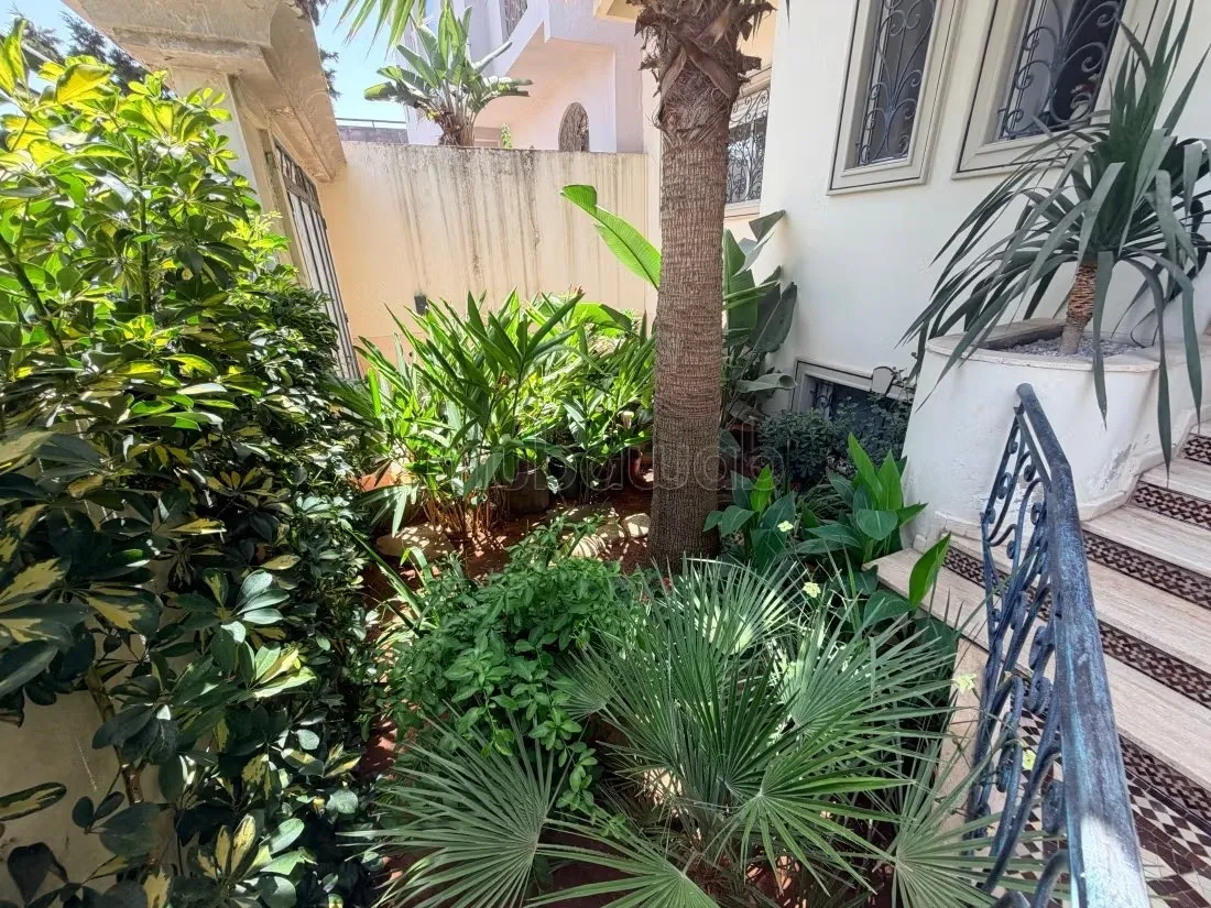 Exceptionnelle Villa à Vendre – Laymoune, Casablanca - الدار البيضاء (3)