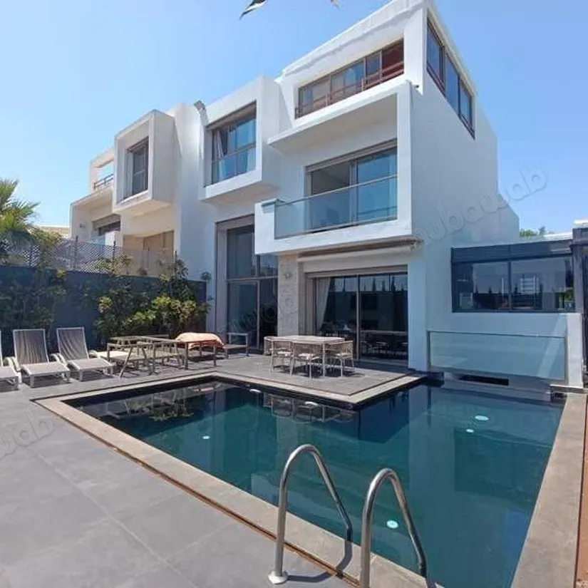 Villa à Vendre de 466.0 m² à Dar Bouazza,
Tamaris1 - دار بوعزة