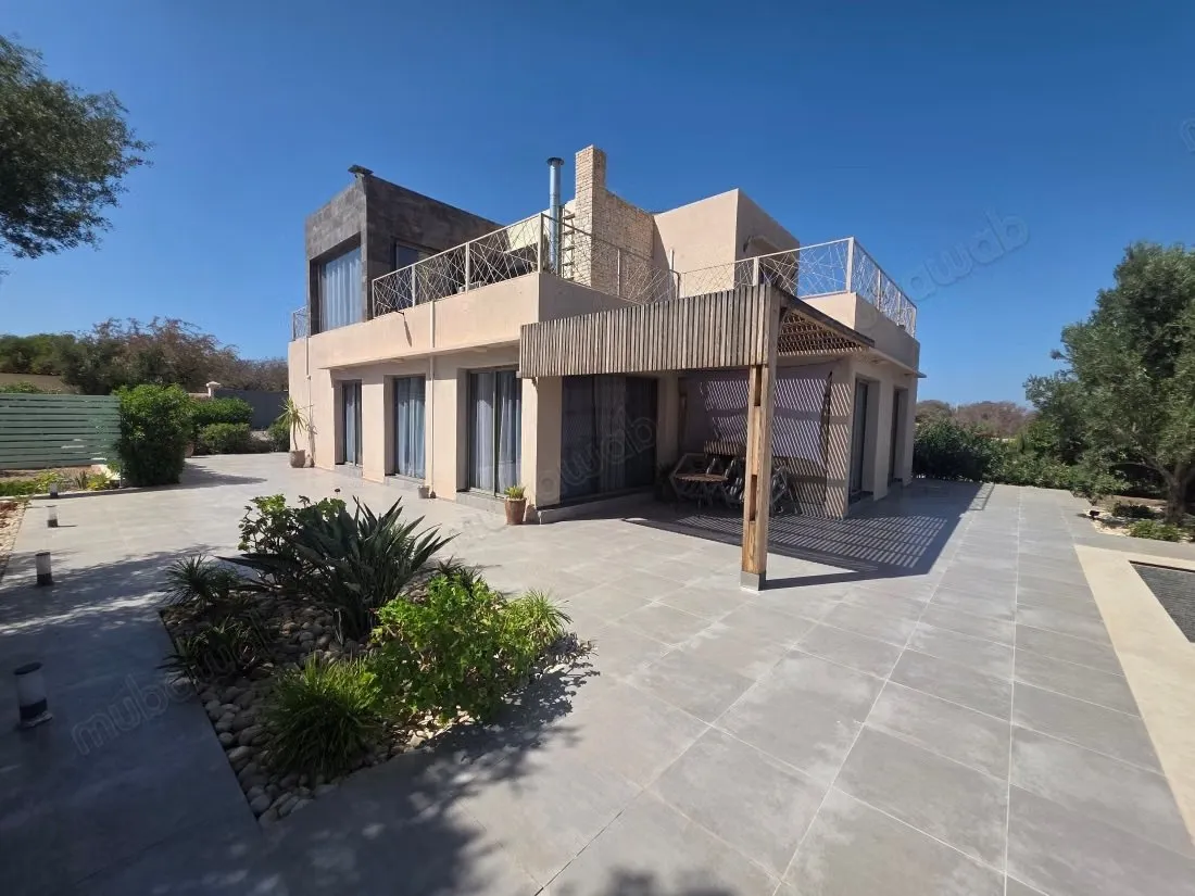 Vente villa de luxe à Idaougard. 5 pièces confortables. Meub... - الصويرة