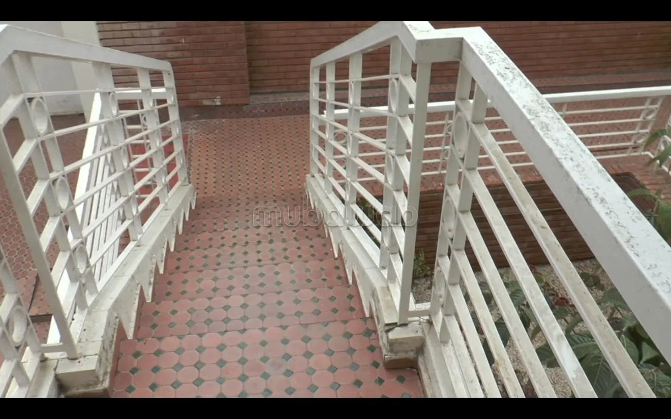 Villa a hay riad - الرباط (2)