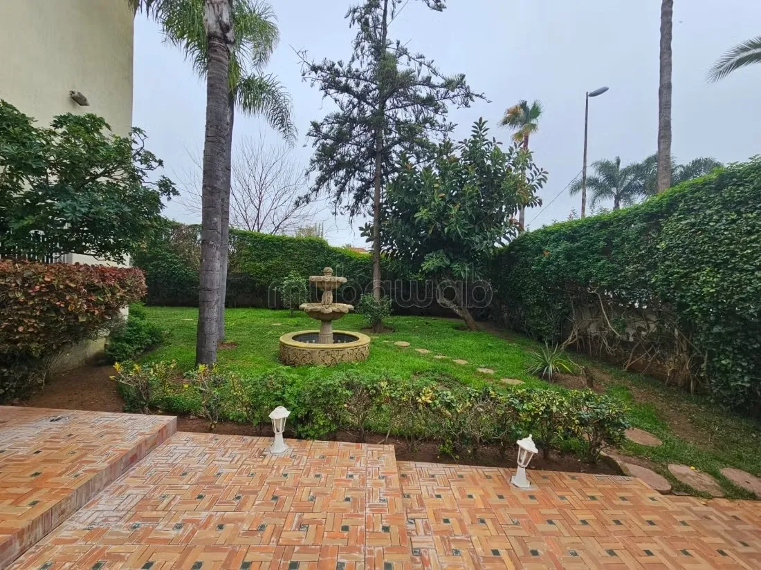 Magnifique villa à un prix raisonnable à souissi - الرباط (2)