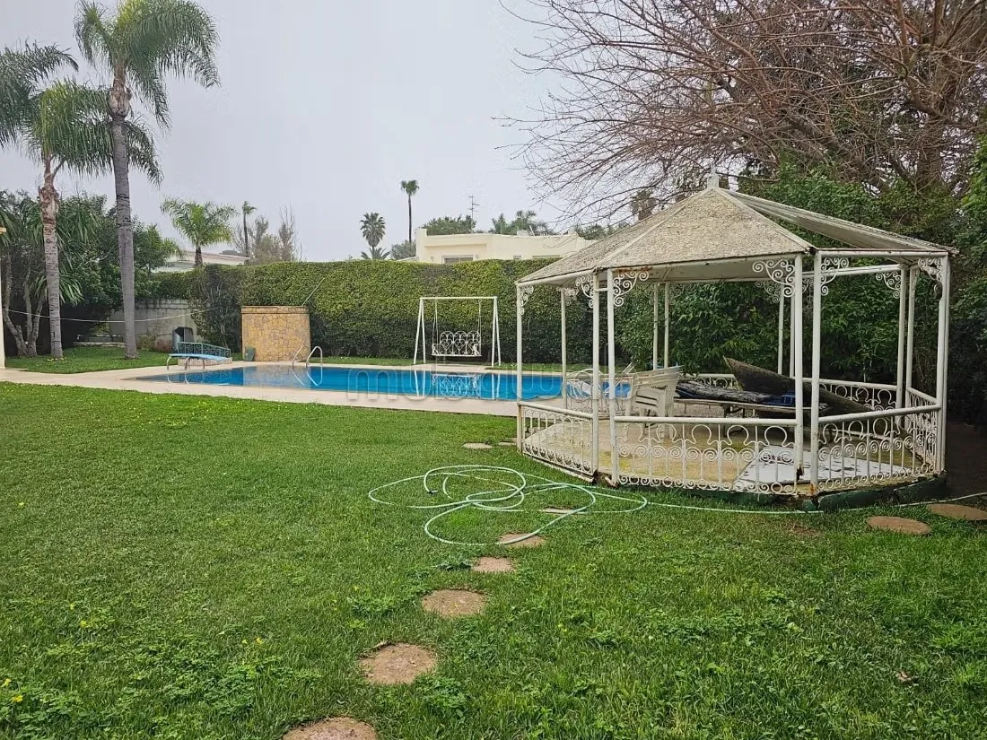 Magnifique villa à un prix raisonnable à souissi - الرباط