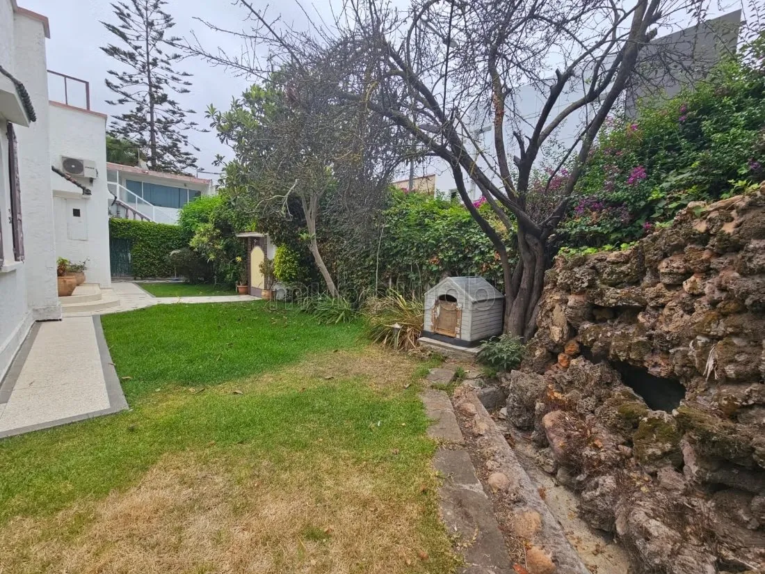 Magnifique villa commerciale/angle sur avenue MVI - الرباط