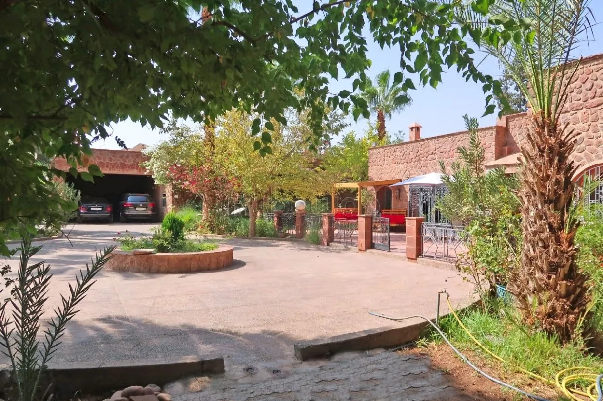 Ensemble residentiel klm 10 route de ourzazate - مراكش (2)