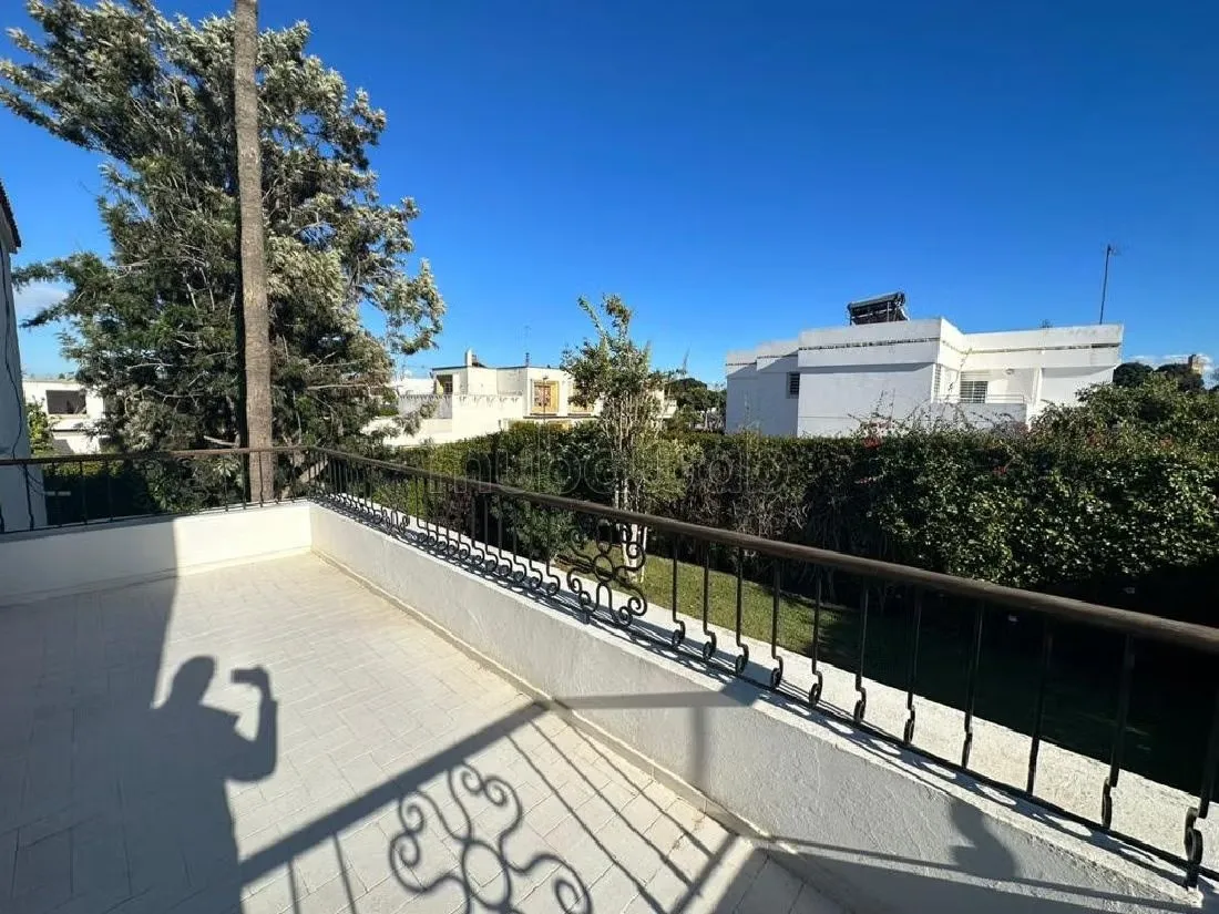 Villa avec Grand Jardin sur 2 niveaux secteur 4 - الرباط (2)