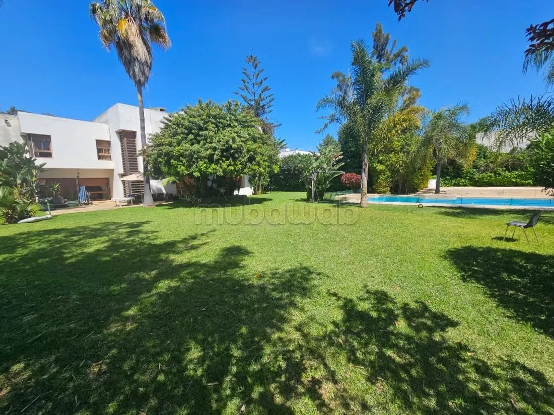 Jolie villa à souissi - الرباط