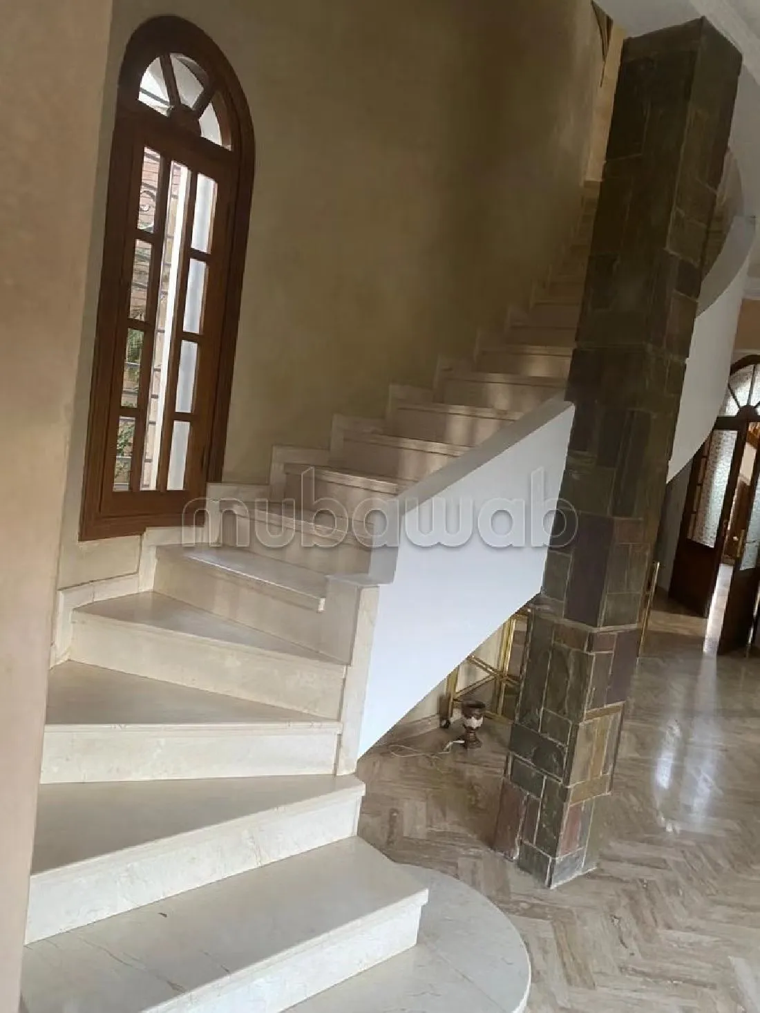 Magnifique villa de 18 ans à souissi - الرباط (3)
