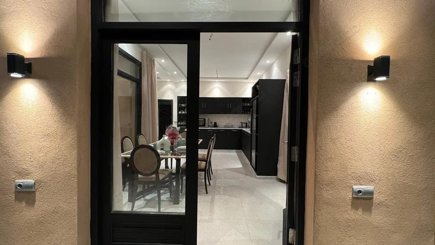 Villa de luxe à vendre à Ourika avec 2 chambres, balcon et j... - أوريكا (3)
