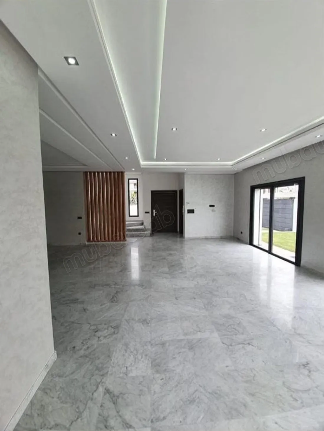 Villa Moderne à Sonaba 
Founty a louer 220m² - أكادير