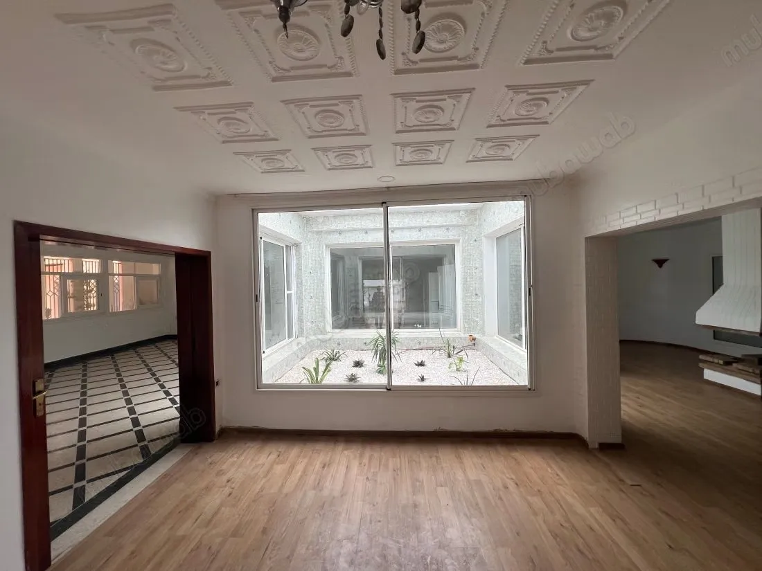 Villa de prestige à louer – Souissi, Rabat - الرباط (2)