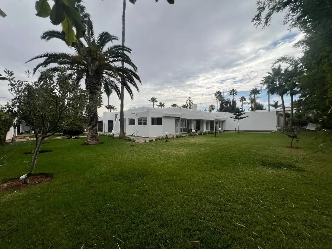 Villa de prestige à louer – Souissi, Rabat - الرباط