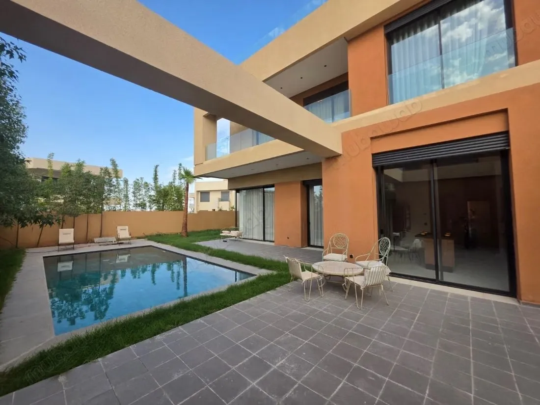 Somptueuse villa à louer 
Prestigia golf argane - مراكش