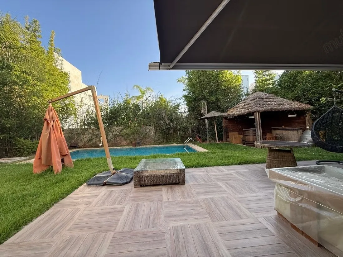 Très belle villa à louer a El menzeh - الرباط