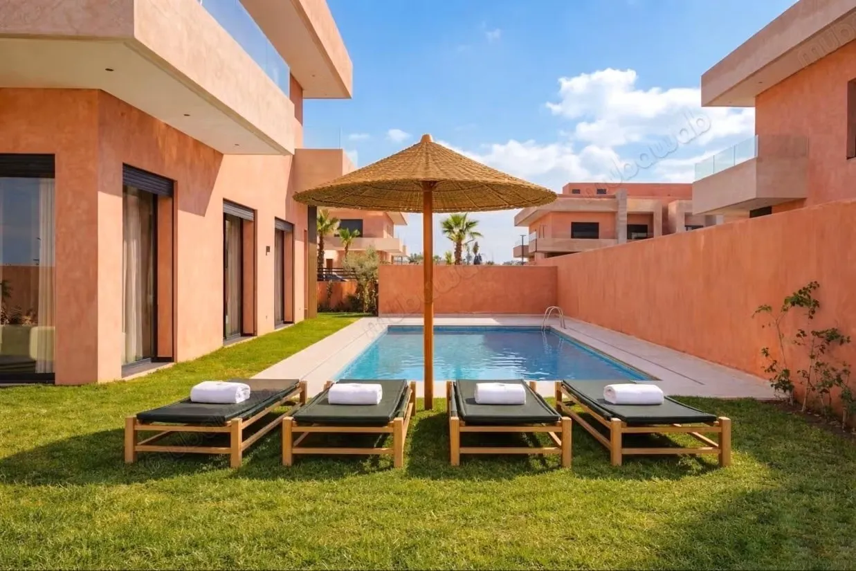 Elegante villa de quatre chambres a Louer - مراكش