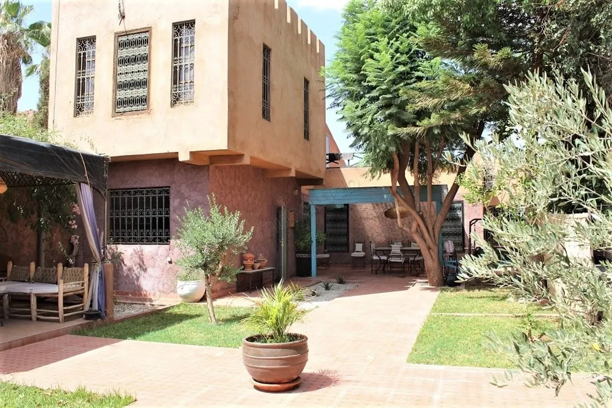 A Decouvrir cette agréable villa kasbah - مراكش