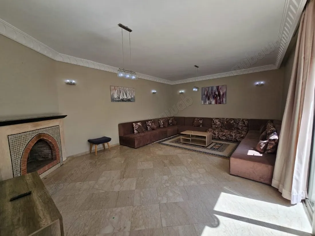 Villa F4 non meublé à malabata - طنجة (2)