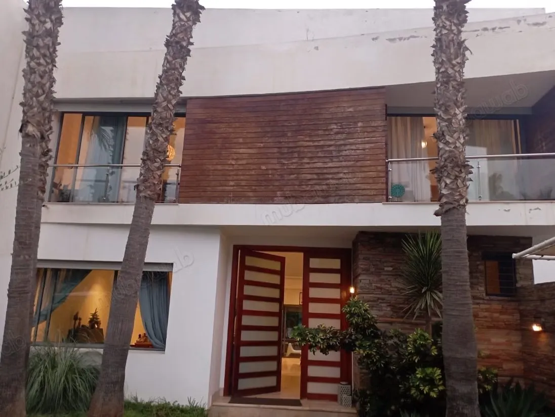 Location villa de haut standing à Ain Diab. 7 pièces - الدار البيضاء (2)