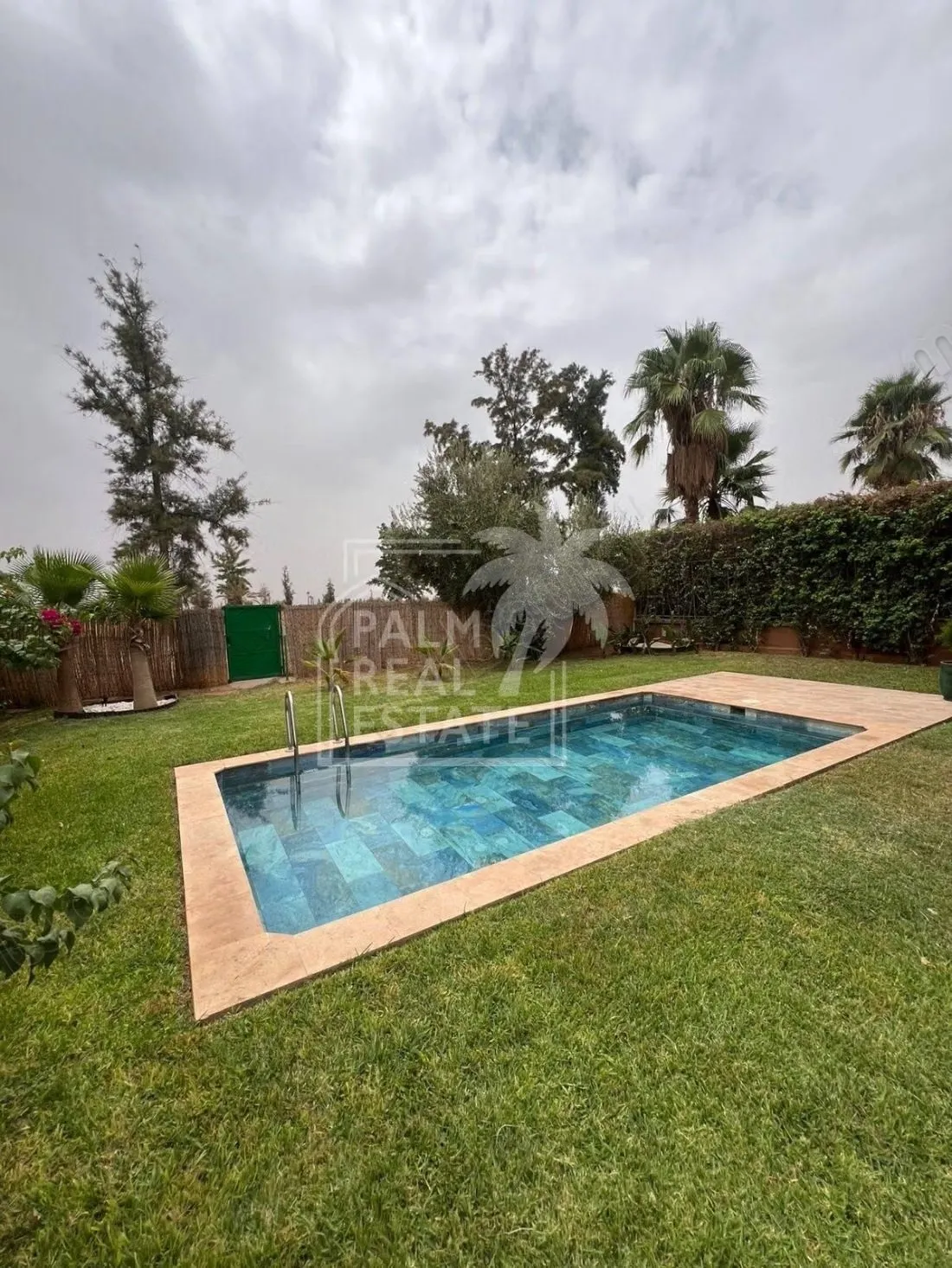 À louer vide– villa sur la route de fès - مراكش