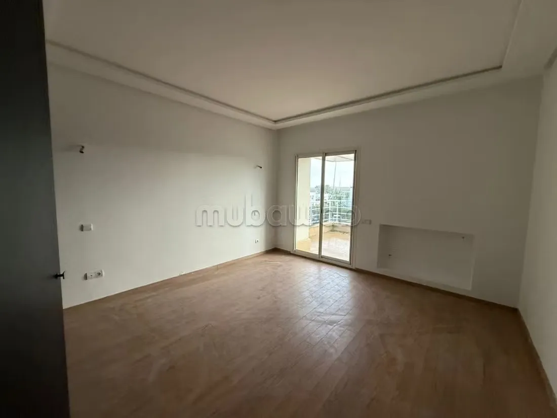 Très belle villa à louer à El Menzeh - El Menzeh