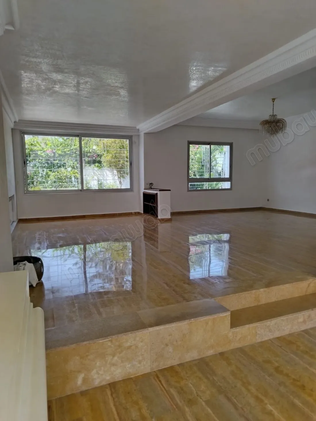 Triplex a la location vide a anfa 28000dh - الدار البيضاء