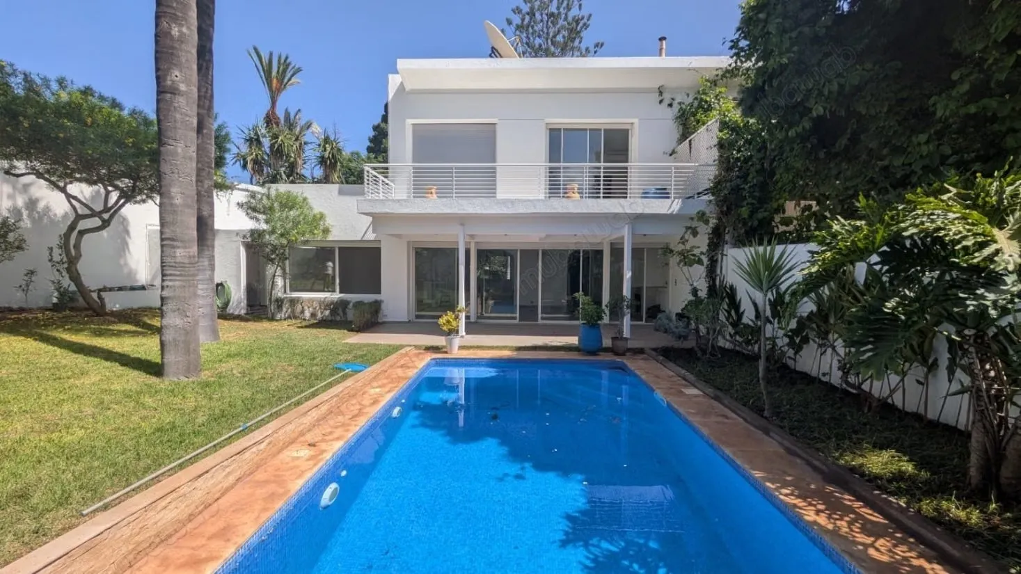 Villa 4 chambres avec piscine – anfa supérieur - الدار البيضاء