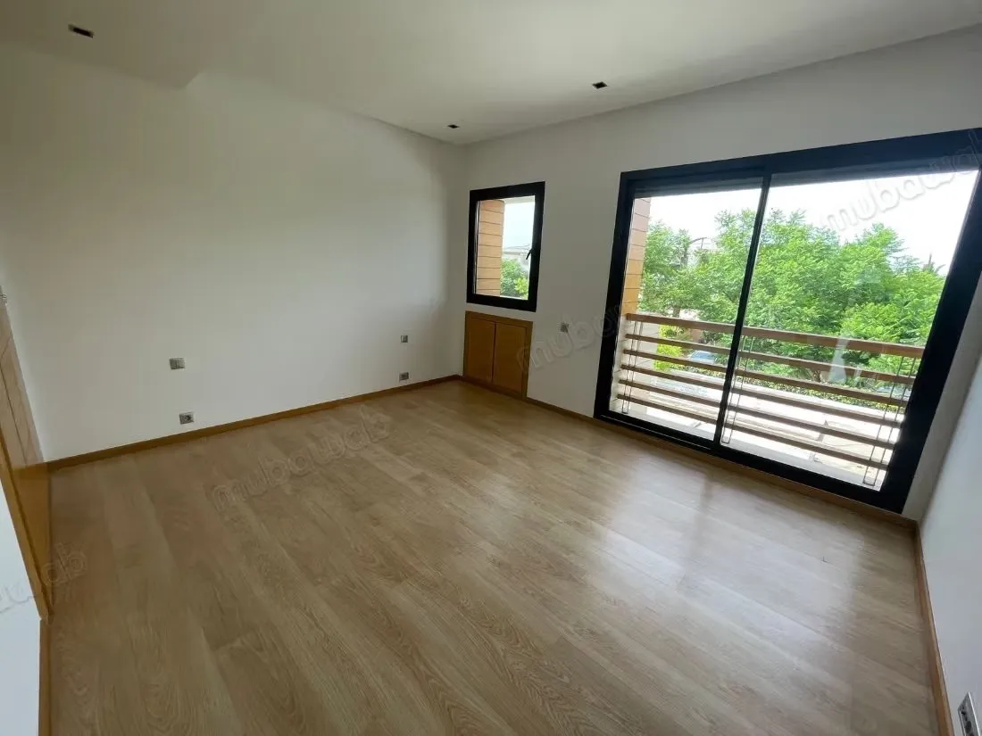 Villa à louer à Bouskoura ville verte 570M2 - بوسكورة (3)